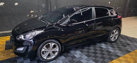 HYUNDAI I30 1.8 MPI 16V GASOLINA 4P AUTOMATICO HYUNDAI I30 1.8 MPI 16V GASOLINA 4P AUTOMATICO